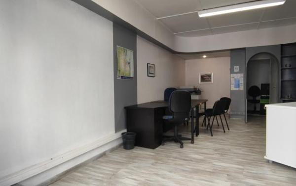 Vente Local commercial rénové(e) Pont-saint-esprit   