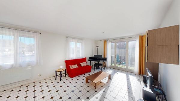 Vente / Immeuble à Moret-Loing-et-Orvanne (77250)