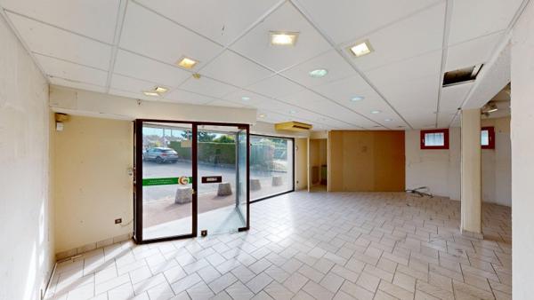 Vente / Immeuble à Moret-Loing-et-Orvanne (77250)