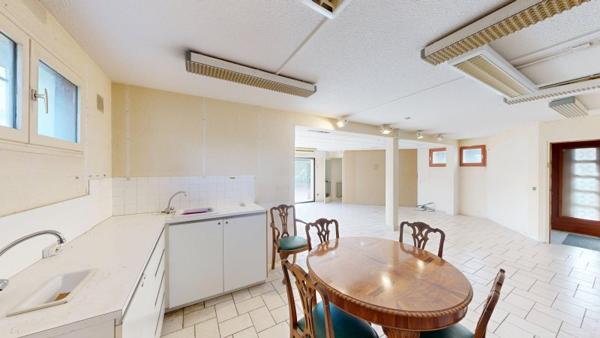 Vente / Immeuble à Moret-Loing-et-Orvanne (77250)