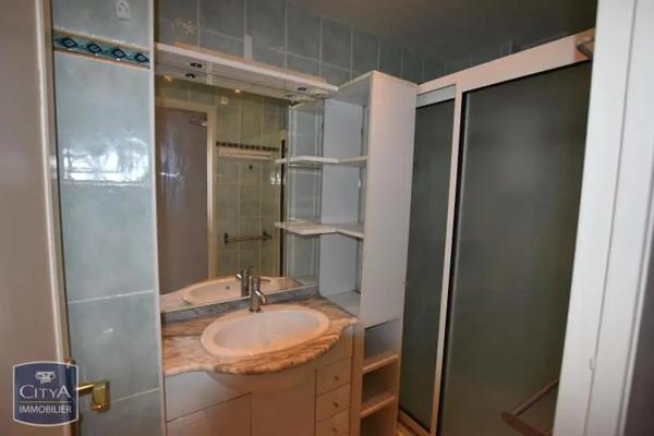Appartement à louer 3 pièces 53.78m²