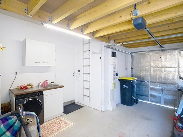 À vendre, Maison contemporaine de plain pied, 3 chambres, garage, sous garantie décennale, située à Angles (85750), à 1à minutes de l'Océan