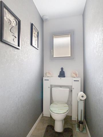 À vendre, Maison contemporaine de plain pied, 3 chambres, garage, sous garantie décennale, située à Angles (85750), à 1à minutes de l'Océan