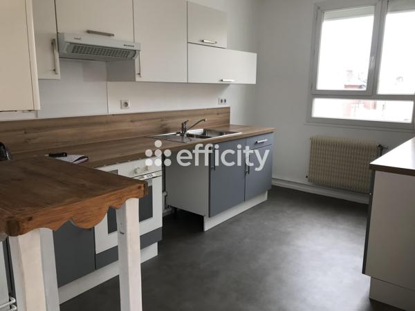 Appartement
         4 pièces
        - 80 m² Exclusivité 170 000 € *