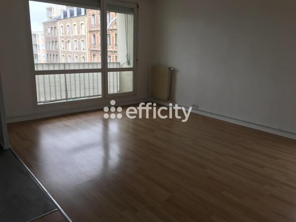 Appartement
         4 pièces
        - 80 m² Exclusivité 170 000 € *