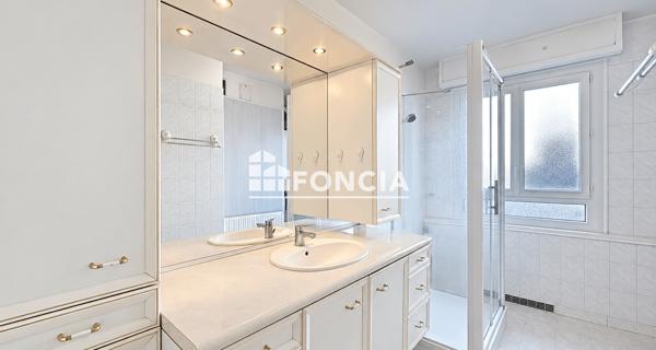 À vendre Appartement 4 pièces 87 m² - Lisieux 14100
