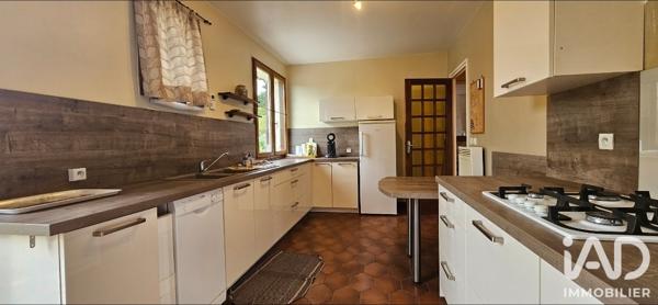 Maison à vendre 7 pièces 164,67 m² Saint-Julien-du-Sault