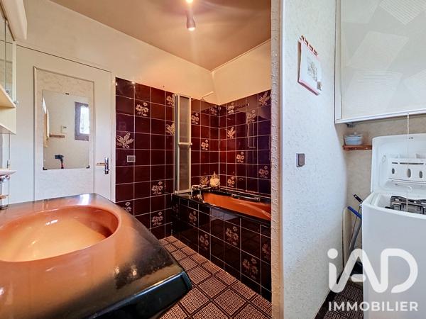 Maison à vendre 7 pièces 164,67 m² Saint-Julien-du-Sault
