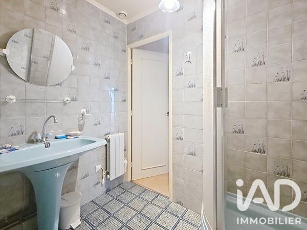 Maison à vendre 7 pièces 164,67 m² Saint-Julien-du-Sault