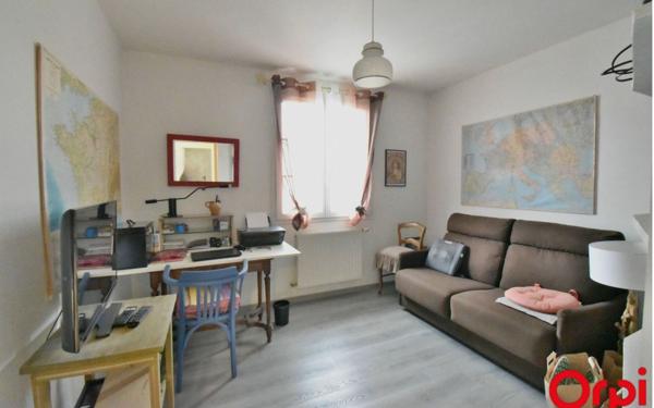 Maison à vendre    5 pièces • 108,37 m2 Miribel