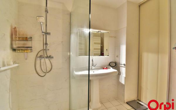 Maison à vendre    5 pièces • 108,37 m2 Miribel