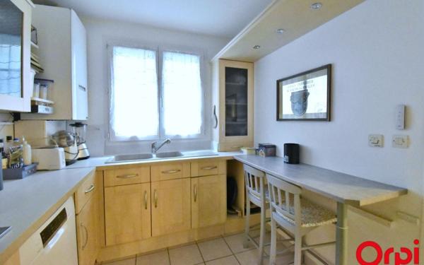 Maison à vendre    5 pièces • 108,37 m2 Miribel