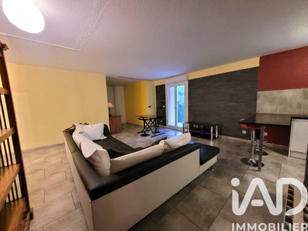 Location appartement 2 pièces 56 m² Nîmes