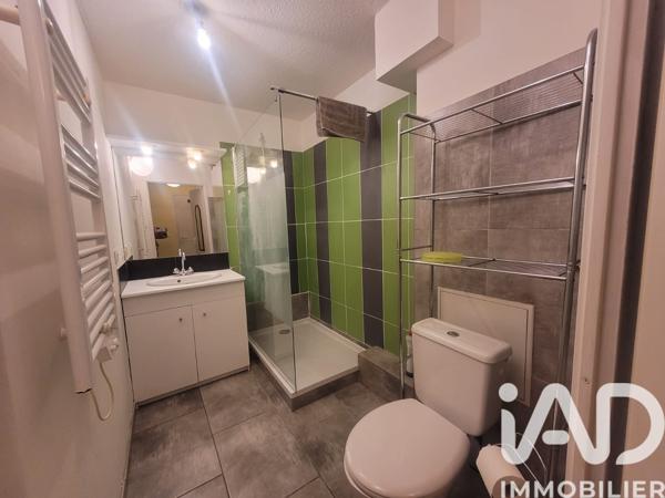 Location appartement 2 pièces 56 m² Nîmes