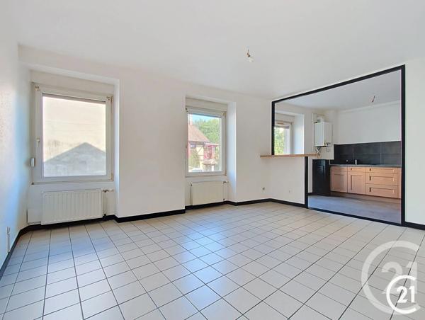 Appartement F3 à vendre  3 pièces - 65,70 m 2   HERICOURT  - 70