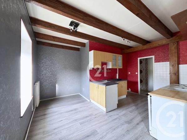 Appartement F3 à vendre  3 pièces - 65,70 m 2   HERICOURT  - 70