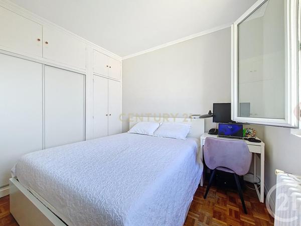 Appartement F4 à vendre  4 pièces - 74,32 m2 BOURG LA REINE - 92