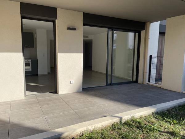 Appartement
                                                                                                                                                                                                                                                                                                                        3 pièce(s)                                                                                                                                                                                                          2 chambre(s)                                                                                                                                                                                                          58.4  m²