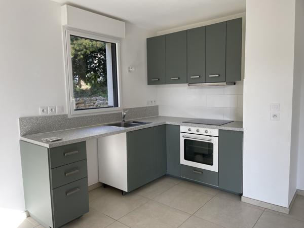 Appartement
                                                                                                                                                                                                                                                                                                                        3 pièce(s)                                                                                                                                                                                                          2 chambre(s)                                                                                                                                                                                                          58.4  m²