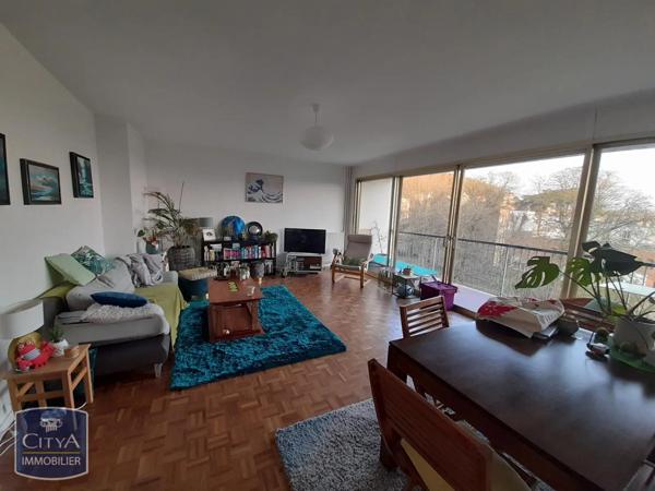 Appartement à louer 3 pièces 83.75m²