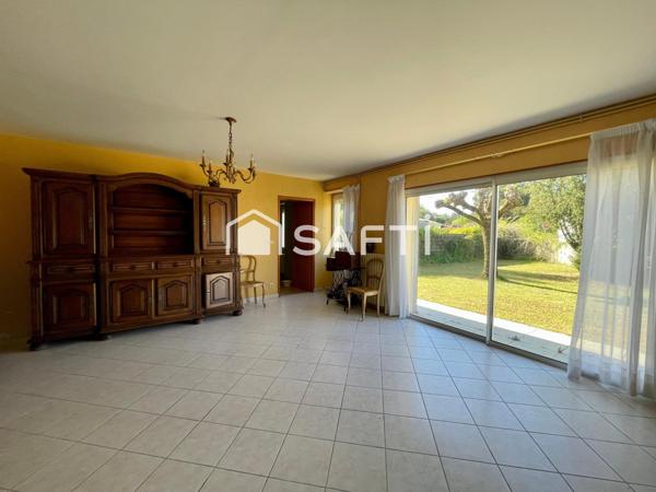 Maison ancienne de plein pied à rénover dans un secteur calme