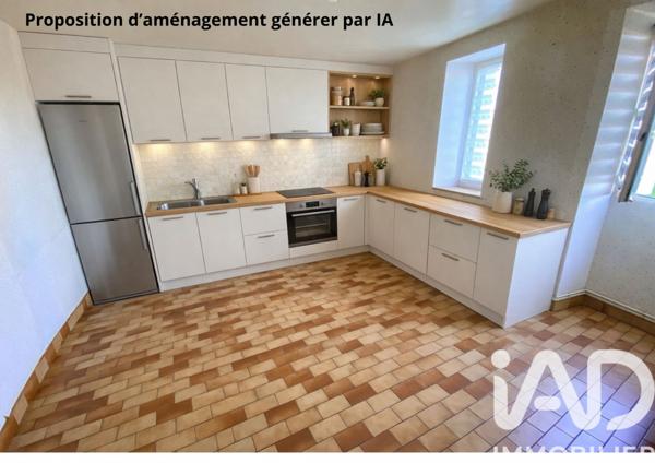 Maison à vendre 5 pièces 120 m² Sainte-Suzanne-et-Chammes