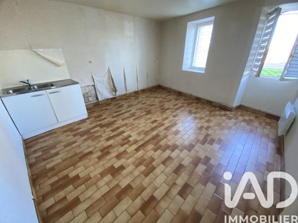 Maison à vendre 5 pièces 120 m² Sainte-Suzanne-et-Chammes
