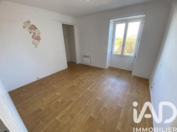 Maison à vendre 5 pièces 120 m² Sainte-Suzanne-et-Chammes