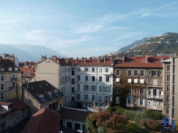 HYPER CENTRE 2 pièces 51 m² GRENOBLE