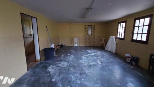 MAISON DE VILLAGE AVEC JARDIN ET GARAGE