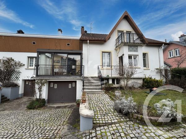 Maison à vendre  8 pièces - 205,83 m 2   BELFORT  - 90