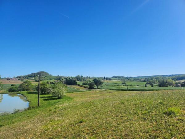 Terrain de loisirs avec étang de pêche en campagne - à vendre - VILLENEUVE SUR LOT (47)
