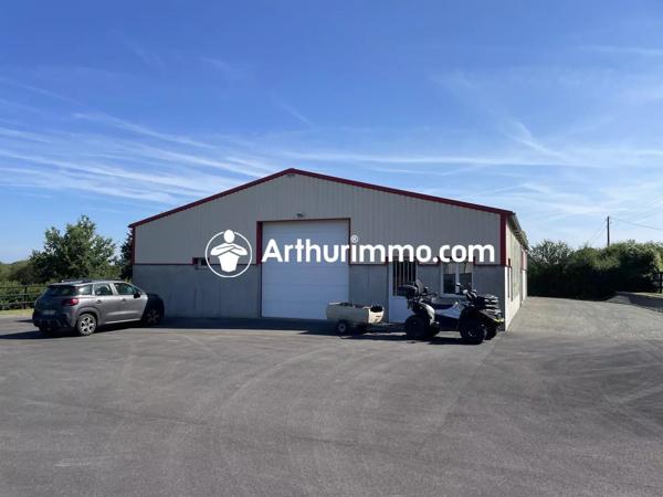 Vente                                                      Local commercial
                        
                     3 pièces                                         à Le Grais