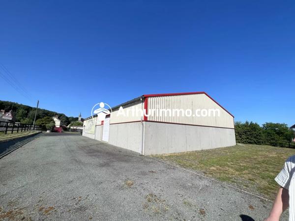 Vente                                                      Local commercial
                        
                     3 pièces                                         à Le Grais