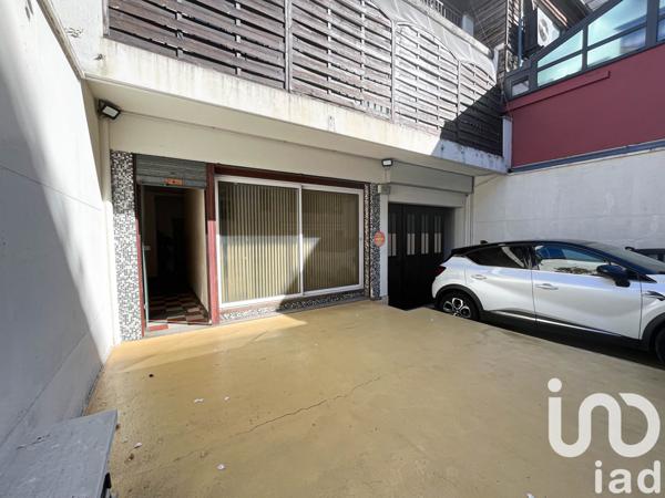 Immeuble à vendre 270 m² Suresnes