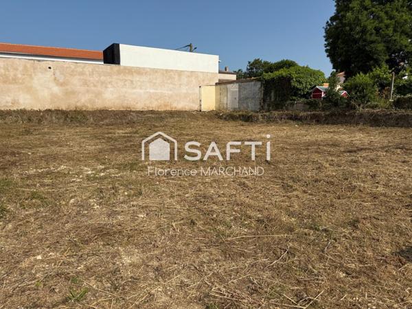 RARE BEAU TERRAIN VIABILISÉ de 463 m2