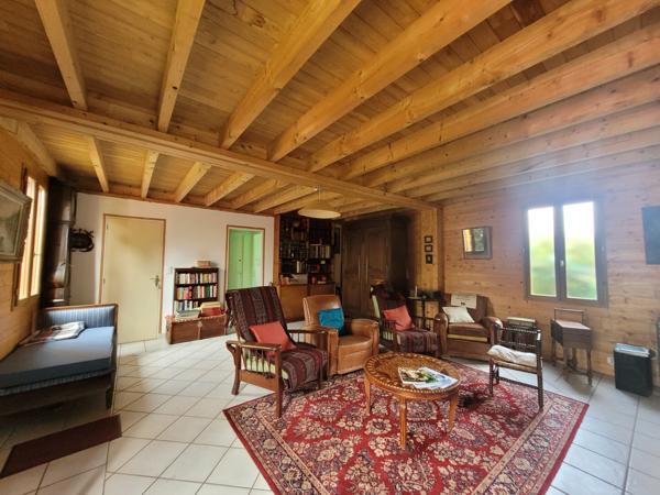 Maison à vendre 5 pièces LE BUGUE (24)