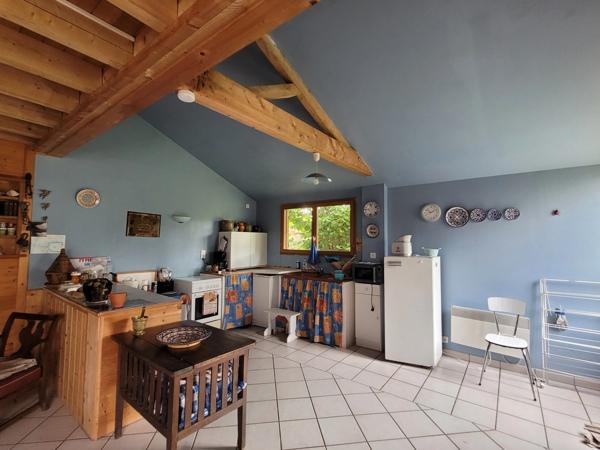Maison à vendre 5 pièces LE BUGUE (24)