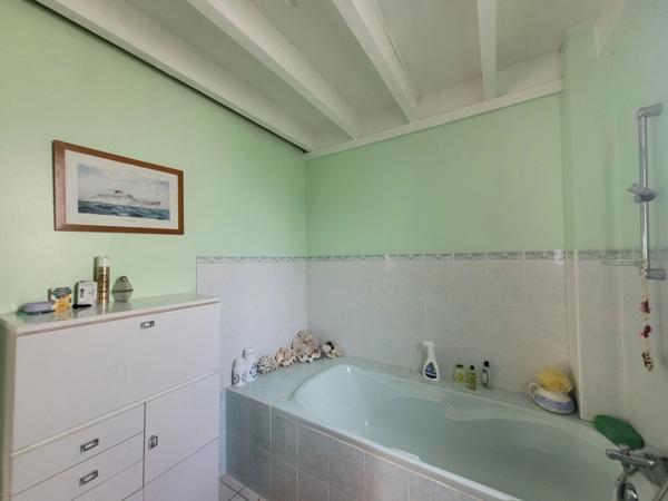 Maison à vendre 5 pièces LE BUGUE (24)