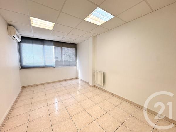 à vendre  103 m2 TOULON - 83