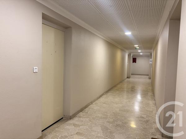 à vendre  103 m2 TOULON - 83