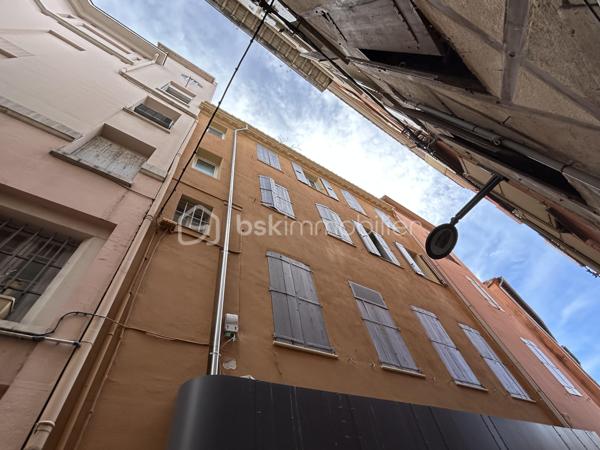 Local d activites de 160 m²