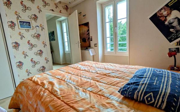 Maison à vendre    6 pièces •  Montguyon