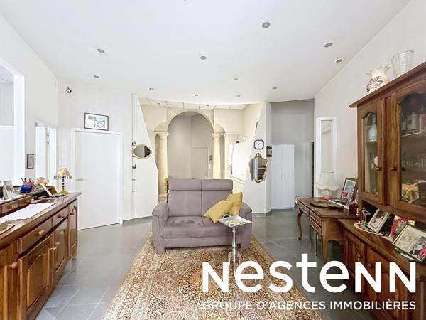 A Vendre: Appartement de caractère avec parking - 69430 BEAUJEU