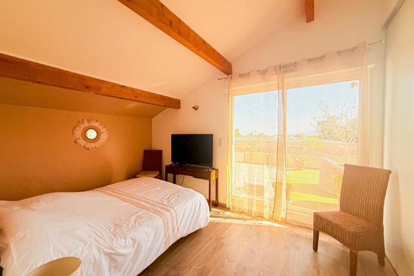 Appartement avec toit-terrasse de 100 m2 et vue mer