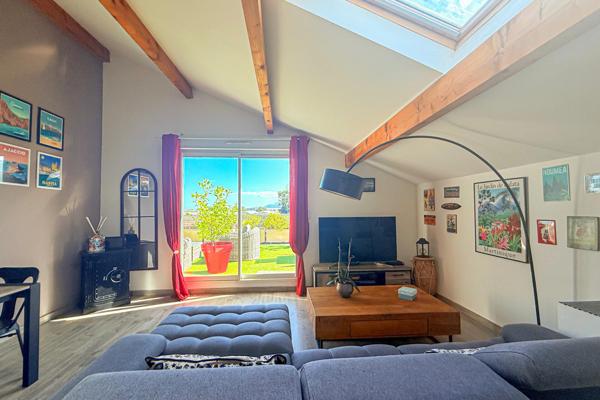 Appartement avec toit-terrasse de 100 m2 et vue mer