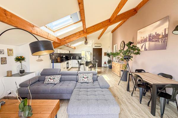 Appartement avec toit-terrasse de 100 m2 et vue mer