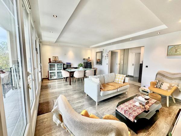 Vente Appartement 4 pièces 91 m2 à Saint-Maur-des-Fossés