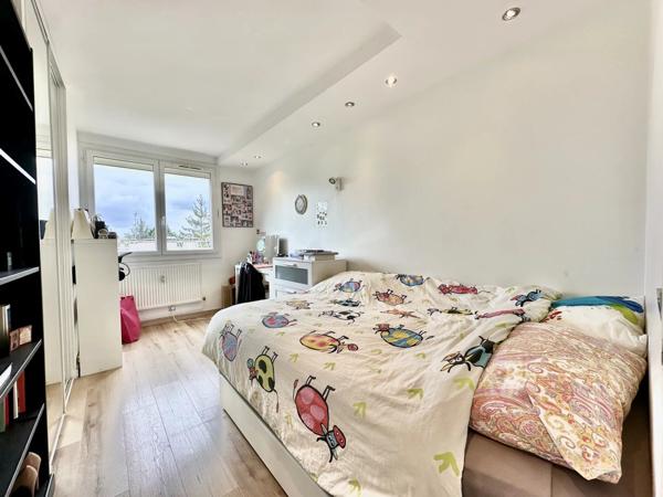 Vente Appartement 4 pièces 91 m2 à Saint-Maur-des-Fossés