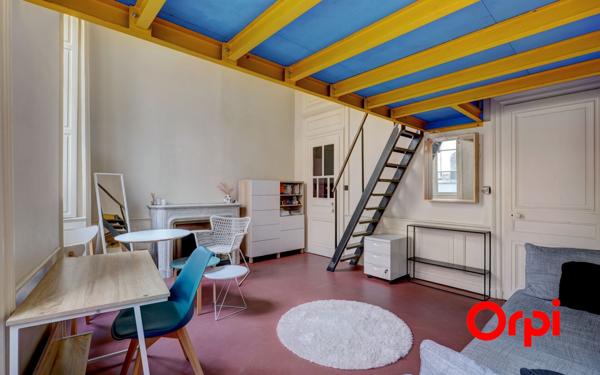 Appartement à vendre    1 pièce • 28,78 m2 Lyon 2